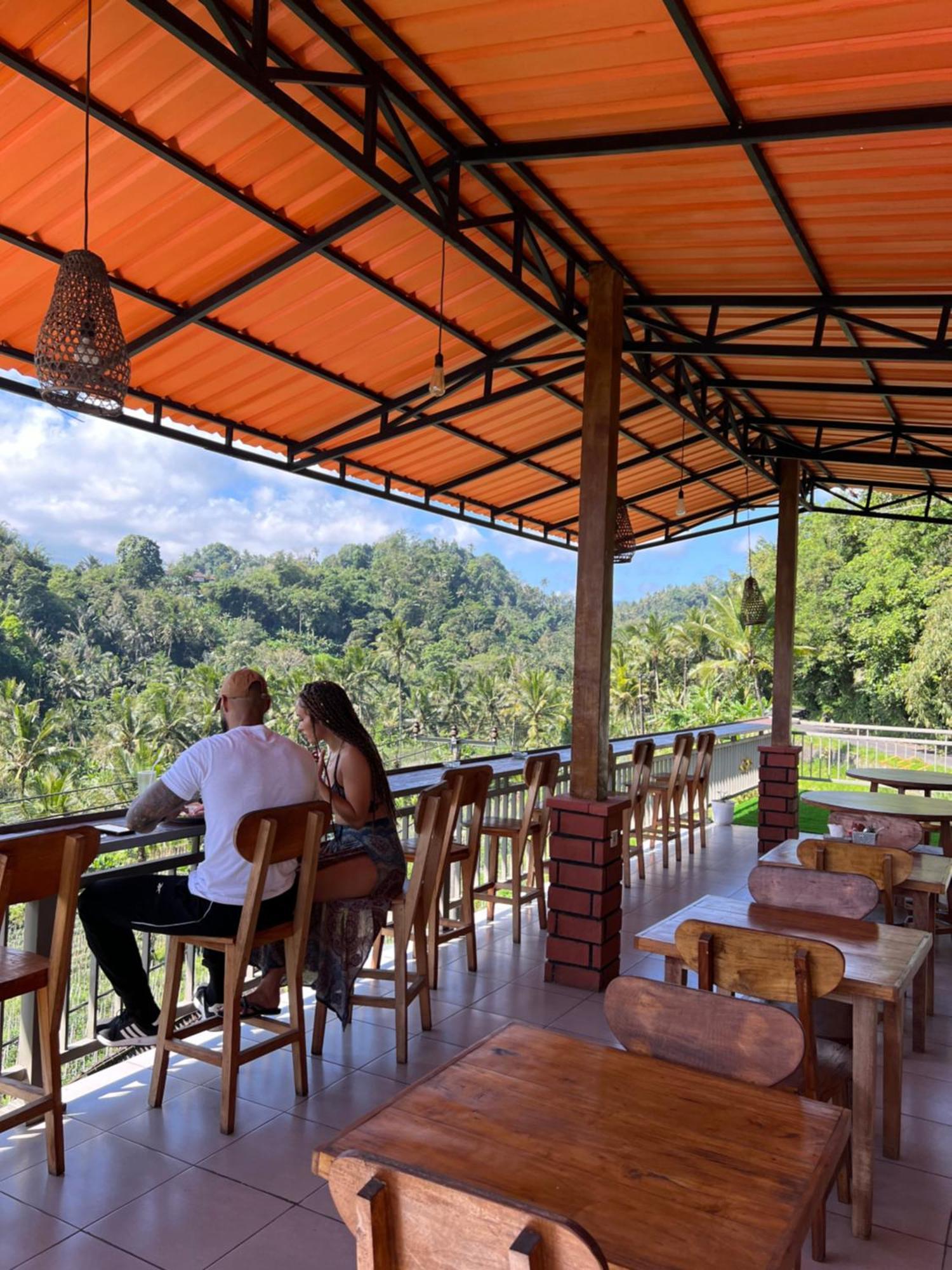 Bisbis House Iseh Village Selat Exterior photo